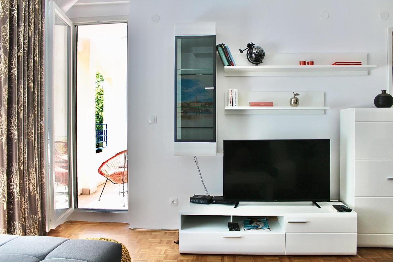 Apartmán Ramonda - New Bělehrad Exteriér fotografie