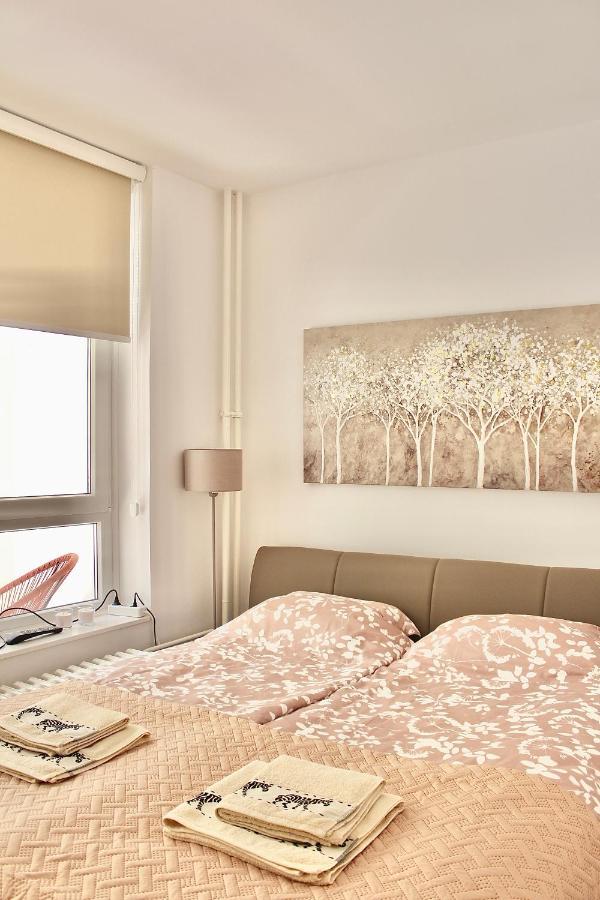 Apartmán Ramonda - New Bělehrad Exteriér fotografie
